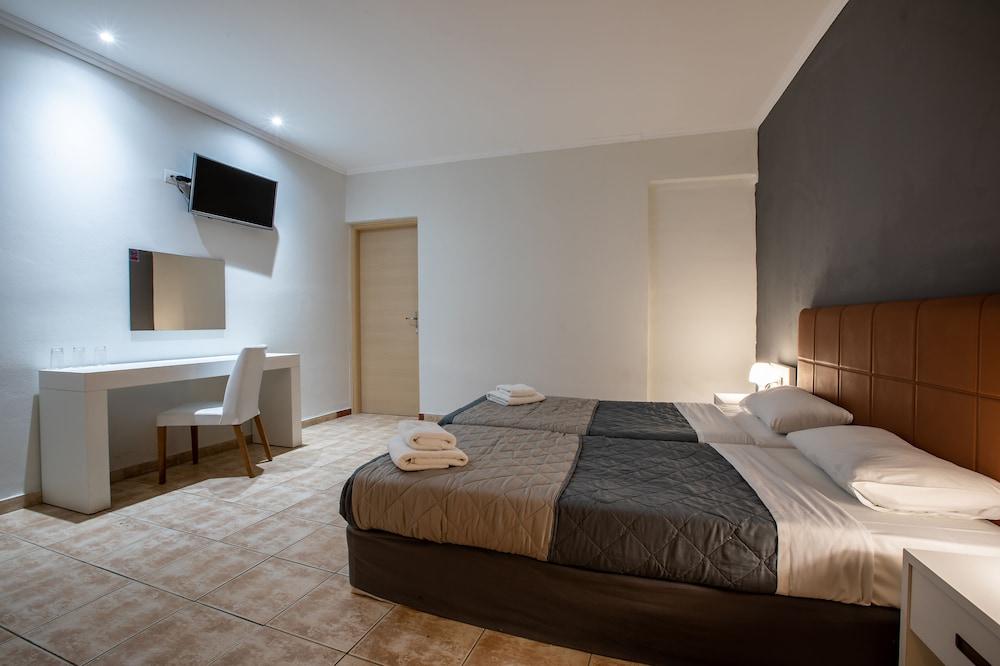 Arkadianos Aparthotel Agios Sostis  Buitenkant foto