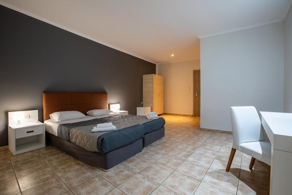 Arkadianos Aparthotel Agios Sostis  Buitenkant foto