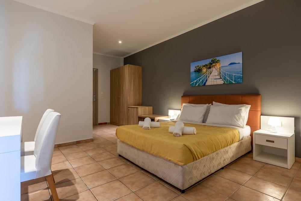 Arkadianos Aparthotel Agios Sostis  Buitenkant foto