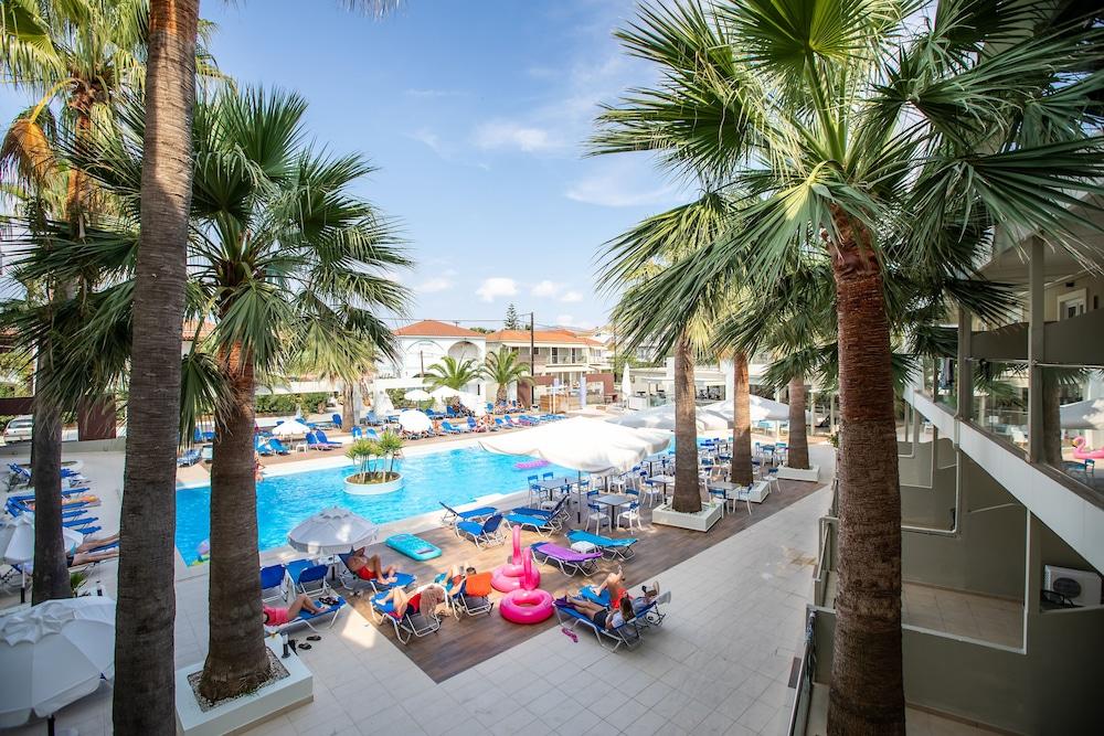 Arkadianos Aparthotel Agios Sostis  Buitenkant foto